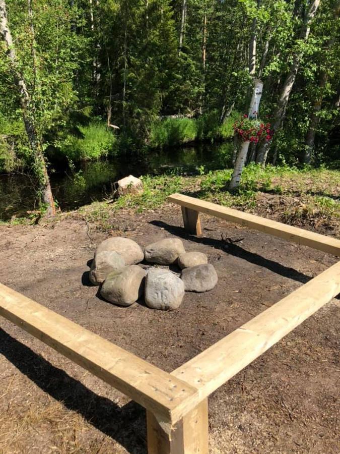 Hannunluhdan Lomamoekit Karijoki Eksteriør billede